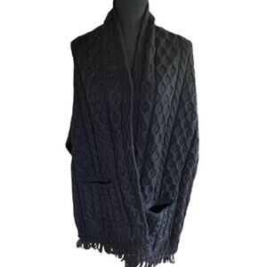 Carraig Donn Made in Ireland Aran Knit Wool Wrap Scarf w/ Pockets